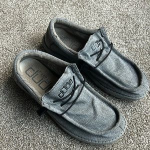 Hey Dude Wally shoes